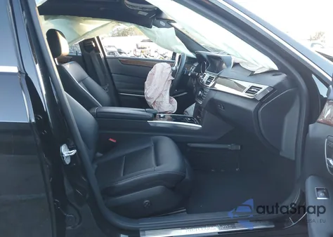 2014 Mercedes-Benz E 350 z USA, uszkodzony, nr VIN WDDHF5KB9EA793495